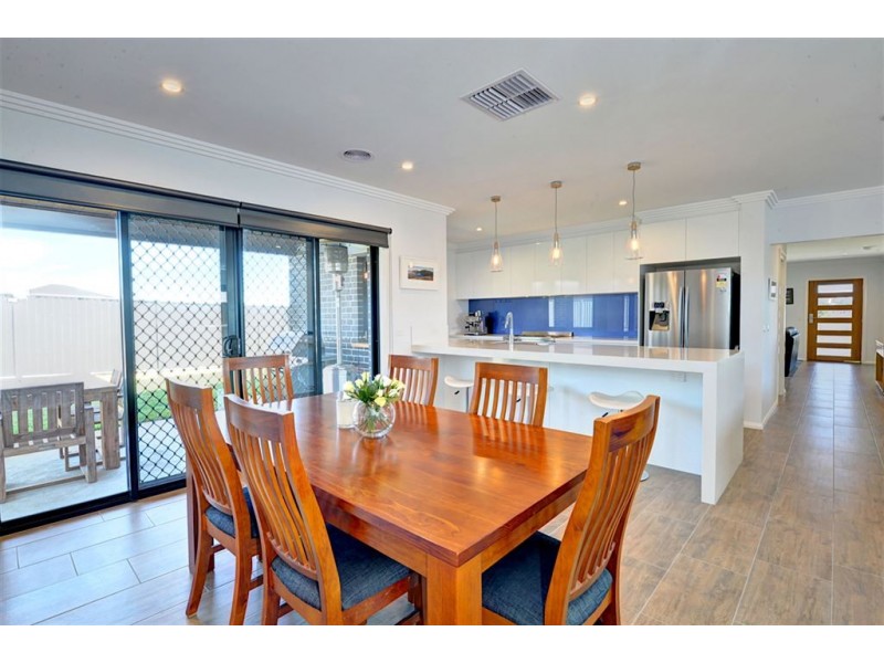 45 O’Shannassy Parade, Alfredton VIC 3350