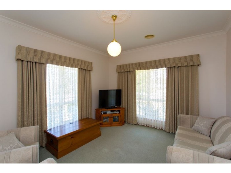 49 Haymes Road, Mount Clear VIC 3350