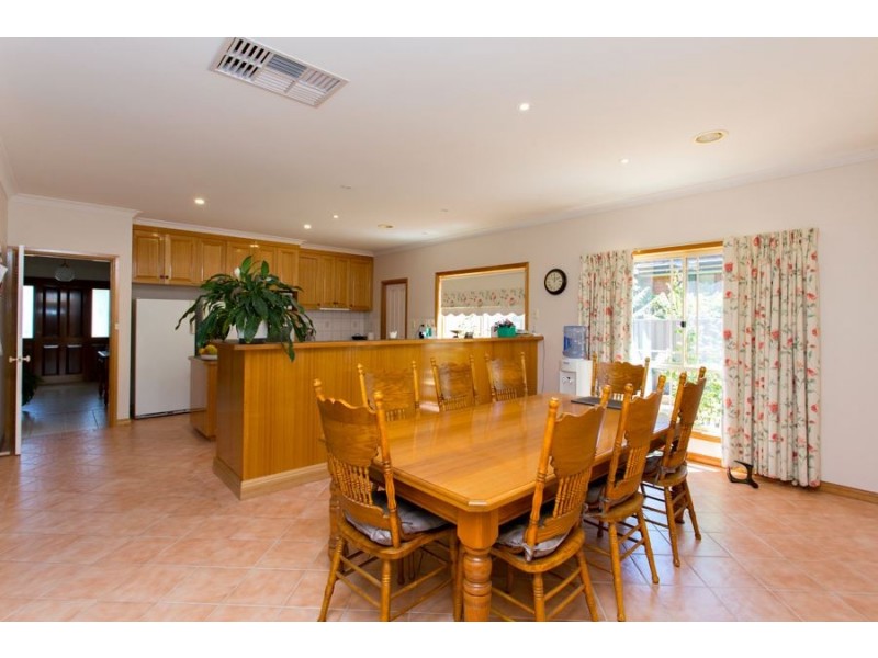 49 Haymes Road, Mount Clear VIC 3350