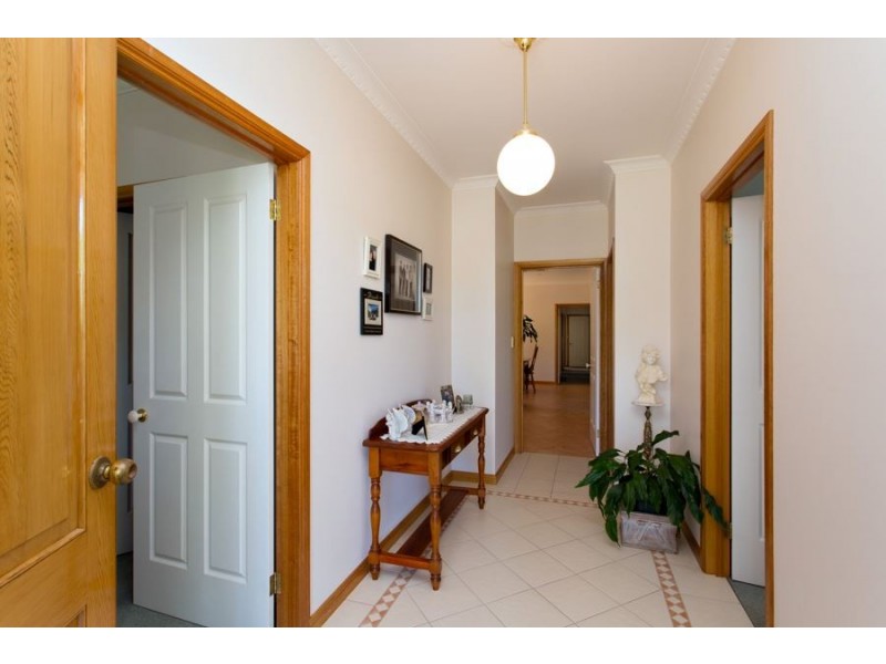 49 Haymes Road, Mount Clear VIC 3350