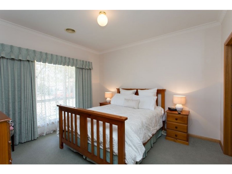 49 Haymes Road, Mount Clear VIC 3350