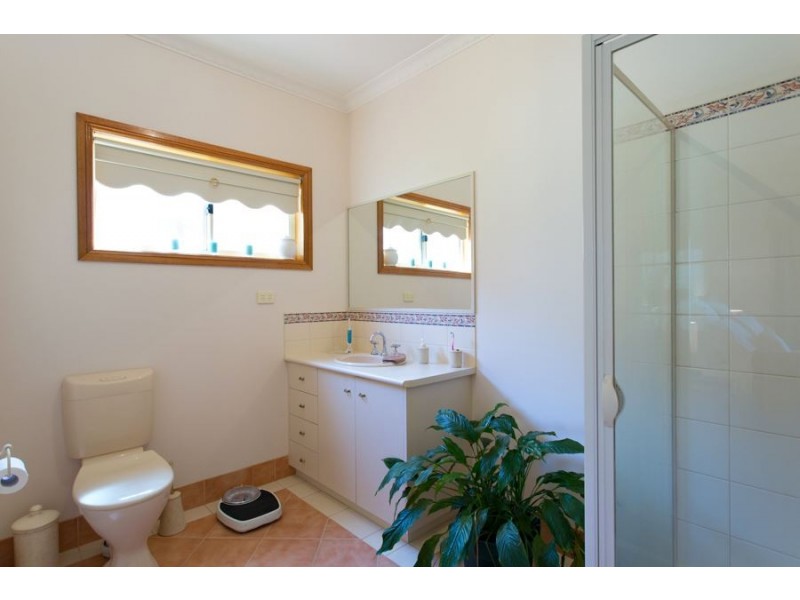 49 Haymes Road, Mount Clear VIC 3350