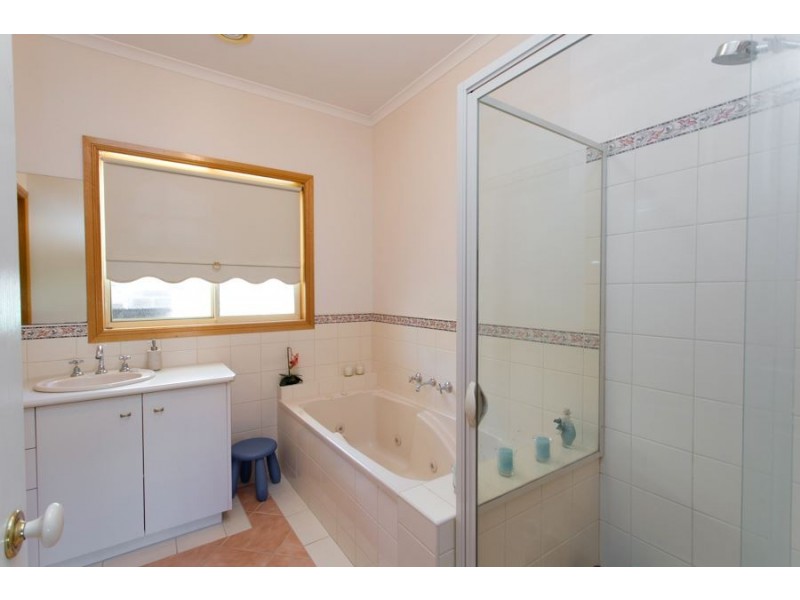 49 Haymes Road, Mount Clear VIC 3350