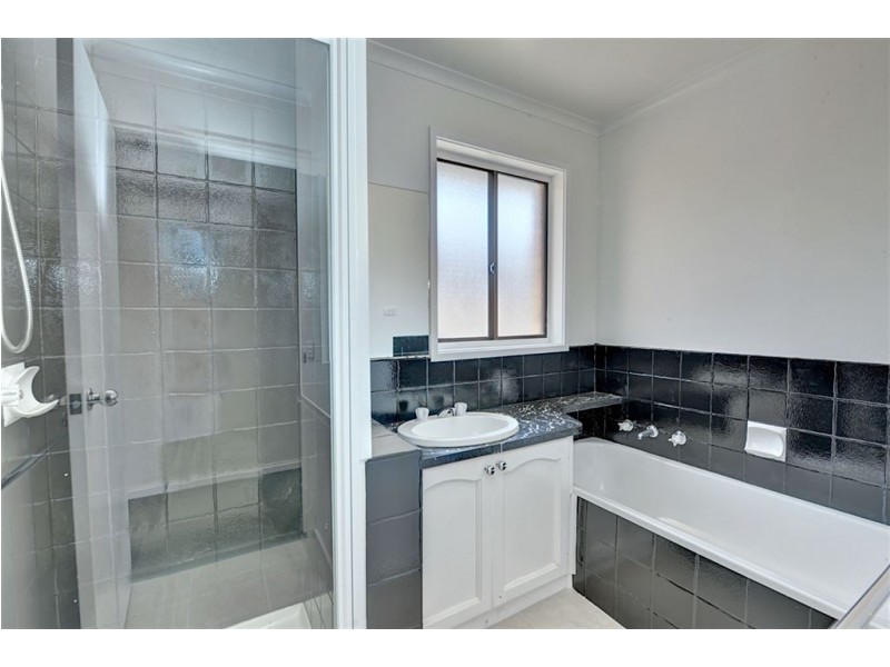 1 Jasmine Drive, Delacombe VIC 3356