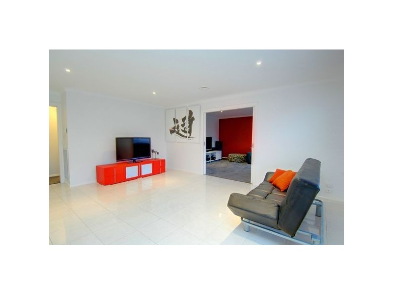 23 King George Way, Mitchell Park VIC 3352