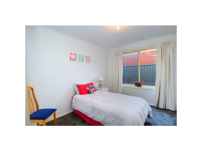 23 King George Way, Mitchell Park VIC 3352