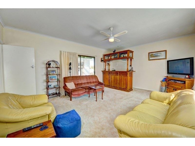 16 Manneville Street, Wendouree VIC 3355