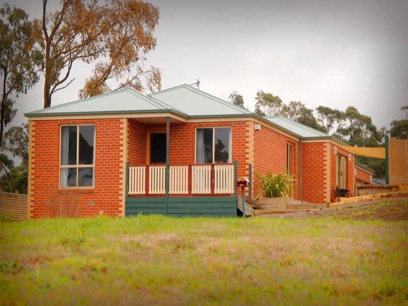10 Redwood Court, Mount Helen VIC 3350