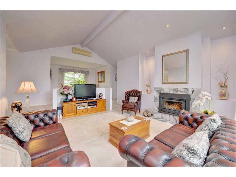 200 Webbs Hill Road, Buninyong VIC 3357