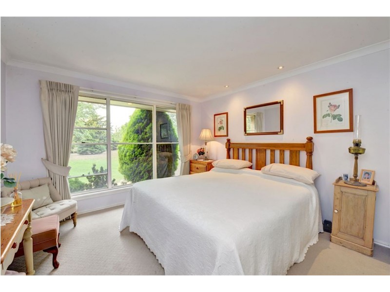 200 Webbs Hill Road, Buninyong VIC 3357