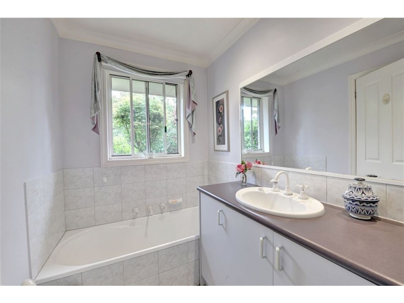 200 Webbs Hill Road, Buninyong VIC 3357