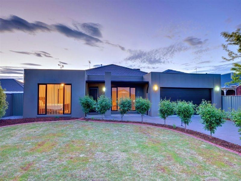 6 Hanwood Close, Delacombe VIC 3356