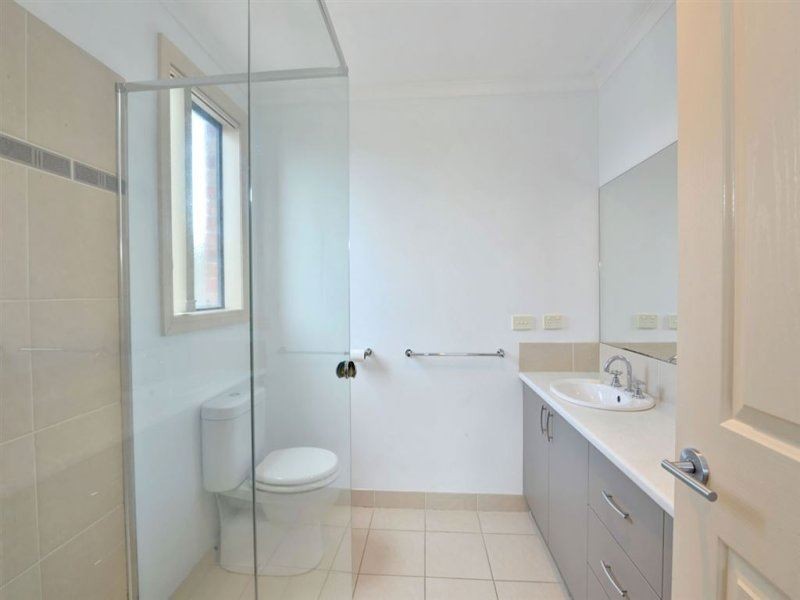 6 Hanwood Close, Delacombe VIC 3356