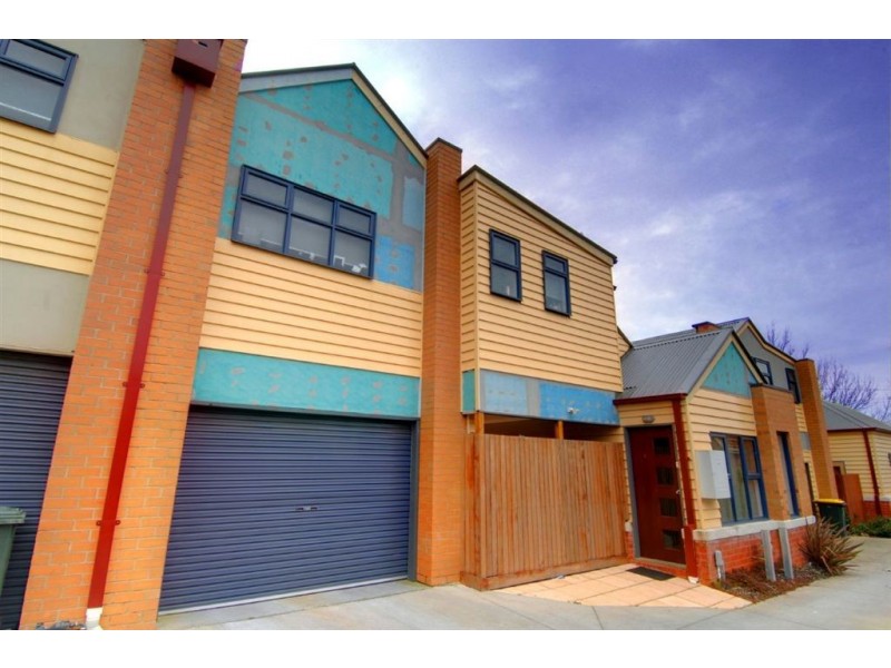 2/204 Drummond Street South, Ballarat VIC 3350