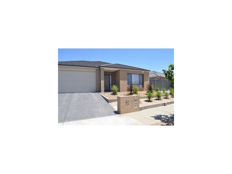 32 Lawrie Drive, Alfredton VIC 3350