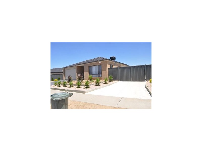 32 Lawrie Drive, Alfredton VIC 3350