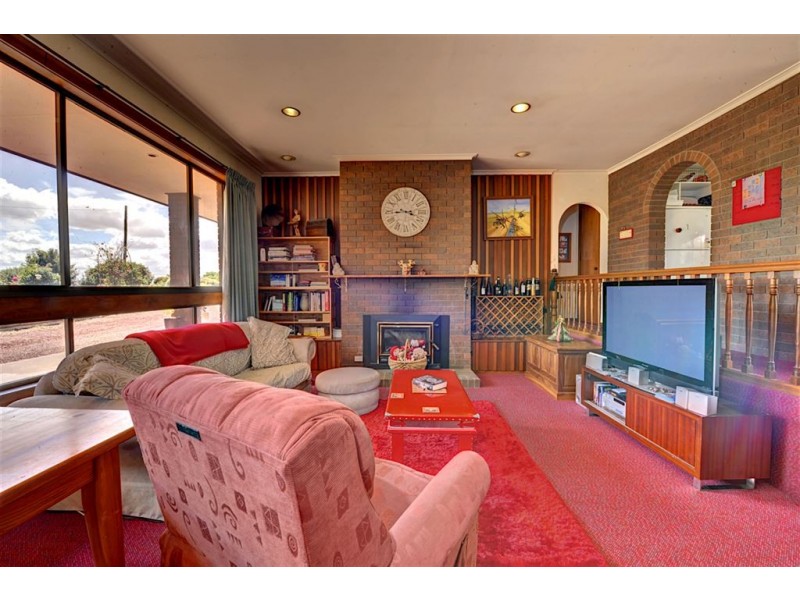 136 Sunraysia Drive, Mitchell Park VIC 3355