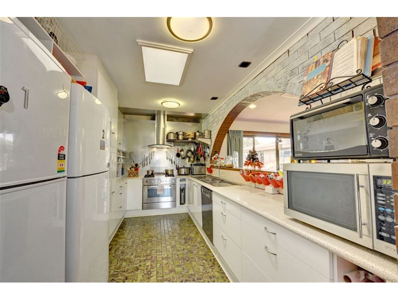 136 Sunraysia Drive, Mitchell Park VIC 3355