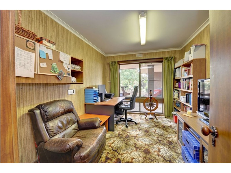 136 Sunraysia Drive, Mitchell Park VIC 3355