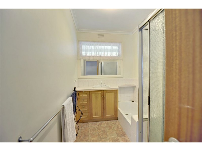 23 Hastings Street, Wendouree VIC 3355