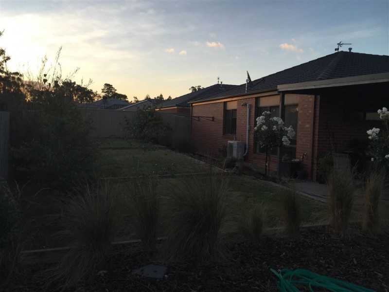 9 Maurie Paull Court, Mount Clear VIC 3350