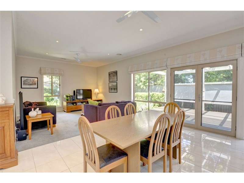 8 Caroline Court, Ballarat VIC 3350