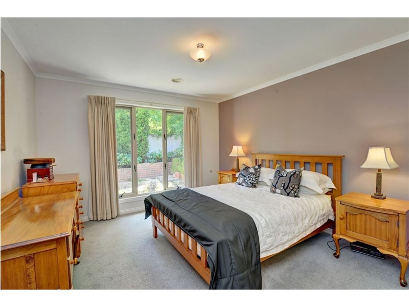 8 Caroline Court, Ballarat VIC 3350