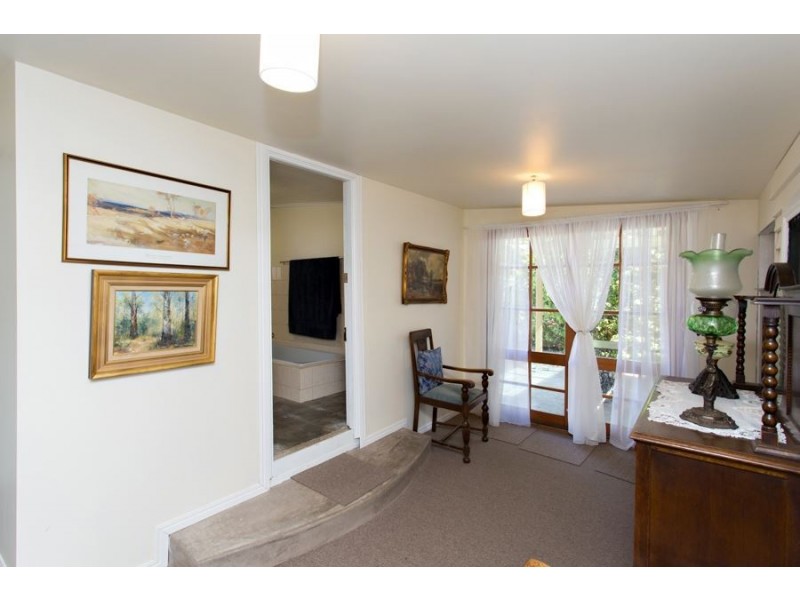 29 Melbourne Road, Creswick VIC 3363