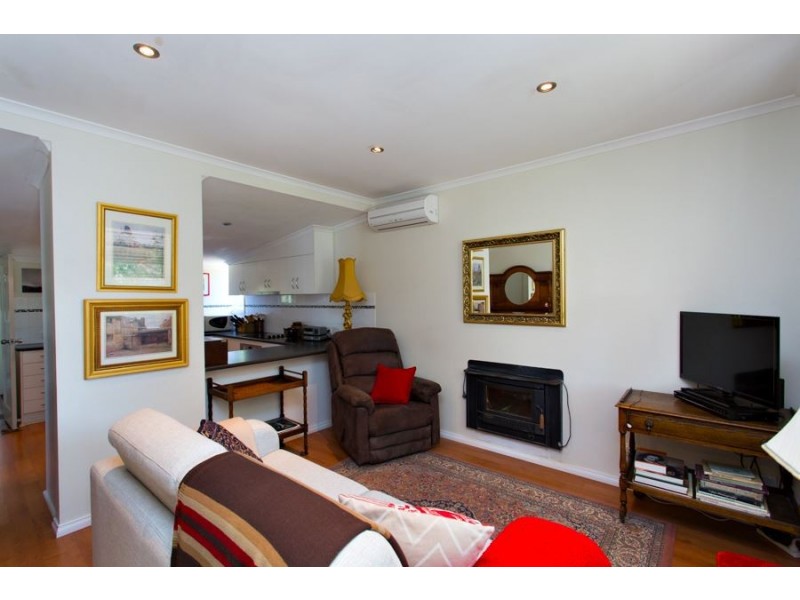 29 Melbourne Road, Creswick VIC 3363