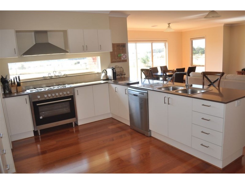 2014 Glenelg Highway, Scarsdale VIC 3351