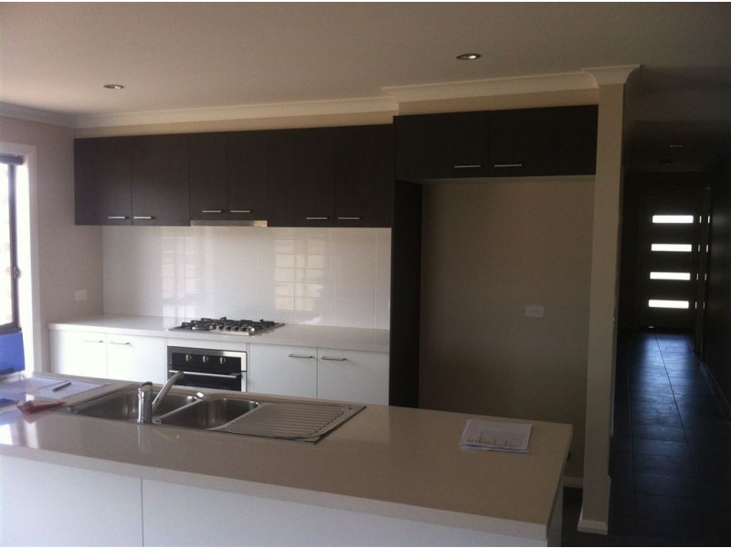 23 Gemstone Road, Delacombe VIC 3356