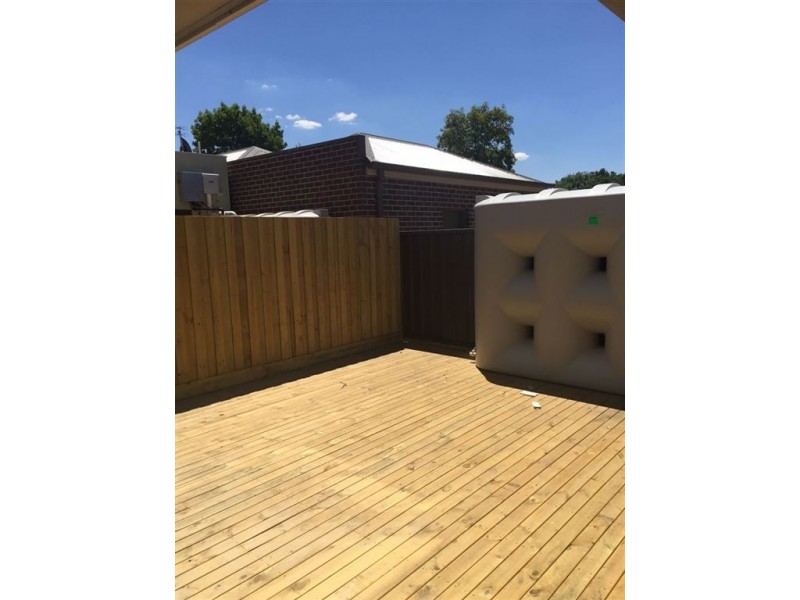 1/23 Gillies Street, Alfredton VIC 3350