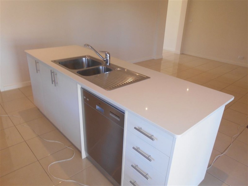 13 Deakin Drive, Delacombe VIC 3356