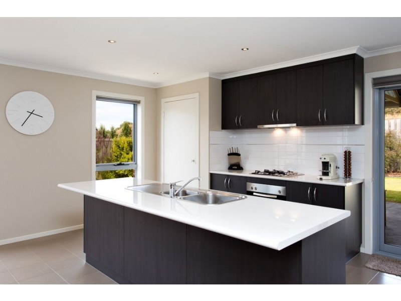 150 Canadian Lakes Boulevard, Canadian VIC 3350