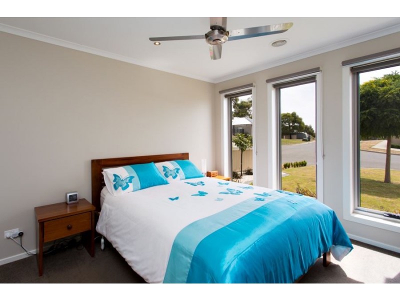 150 Canadian Lakes Boulevard, Canadian VIC 3350