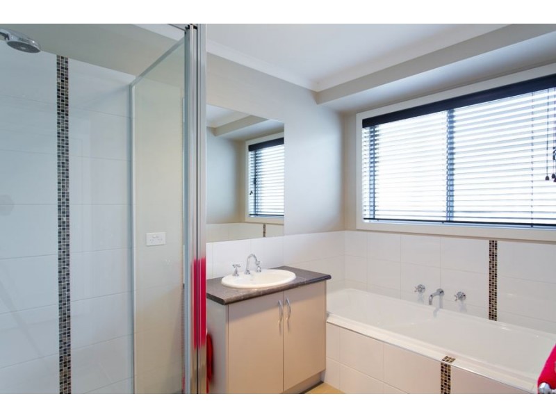 150 Canadian Lakes Boulevard, Canadian VIC 3350