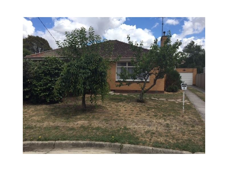 7 Gordonia Court, Ballarat North VIC 3350