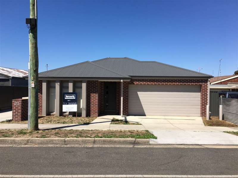 1/23 Beverin Street, Sebastopol VIC 3356