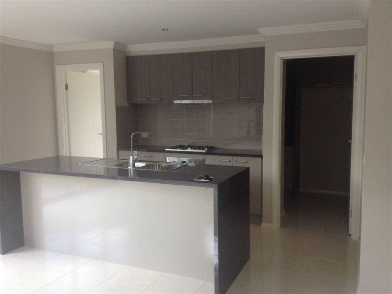 1/23 Beverin Street, Sebastopol VIC 3356