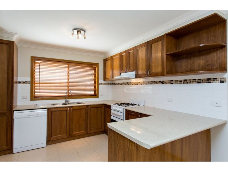 1/451 Forest Street, Wendouree VIC 3355