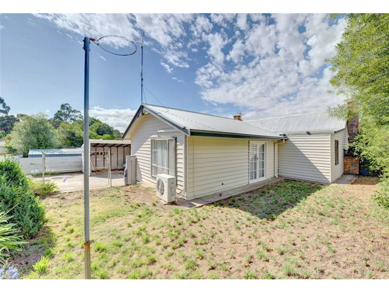 304 Herriott Street, Buninyong VIC 3357