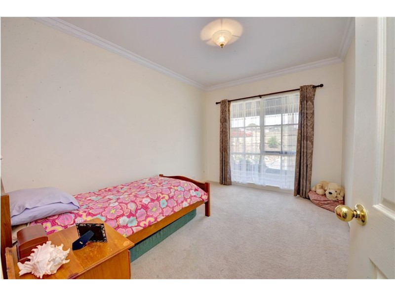 51 Linton-Piggoreet Road, Linton VIC 3360