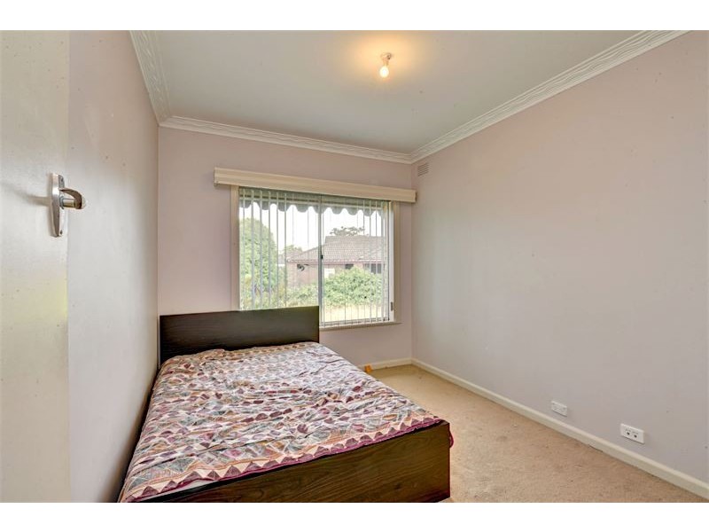 4 Towong Street, Alfredton VIC 3350