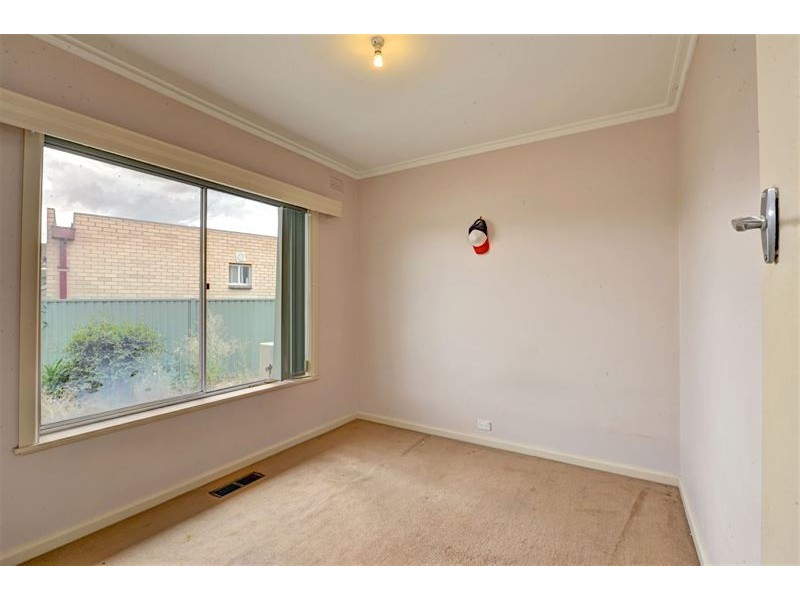 4 Towong Street, Alfredton VIC 3350