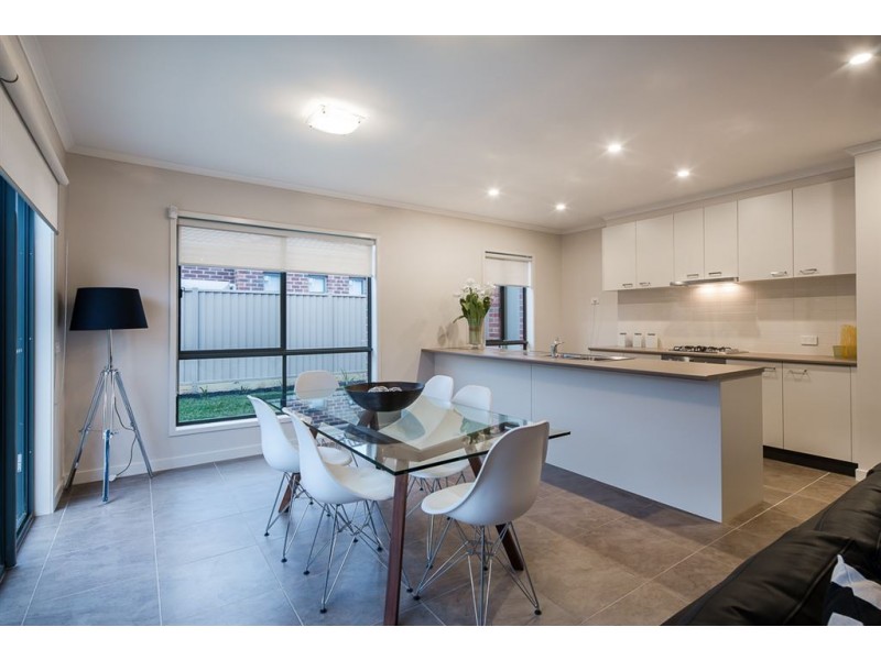 72 Ascot Gardens Drive, Delacombe VIC 3356