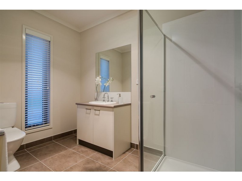 72 Ascot Gardens Drive, Delacombe VIC 3356