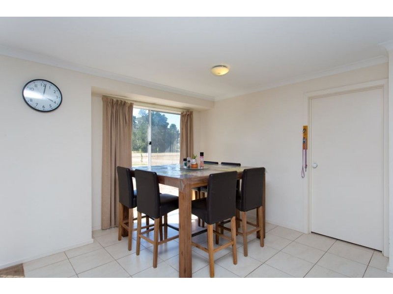 13 Woodlands Road, Enfield VIC 3352