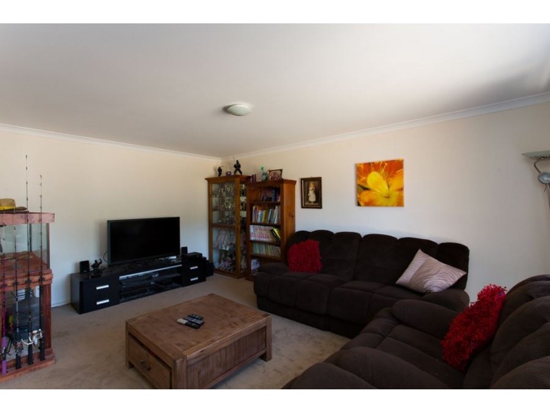 13 Woodlands Road, Enfield VIC 3352