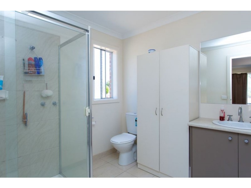 13 Woodlands Road, Enfield VIC 3352