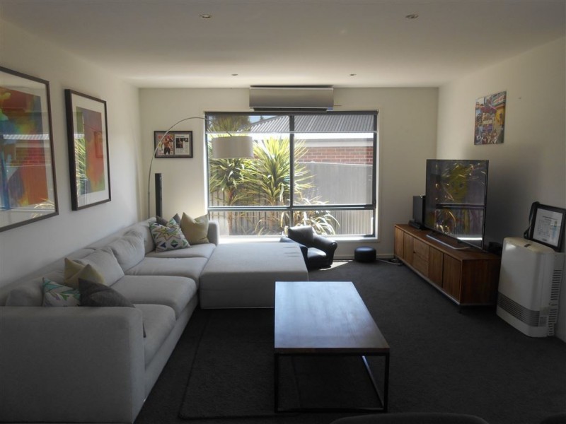 1 Maurie Paull Court, Mount Clear VIC 3350